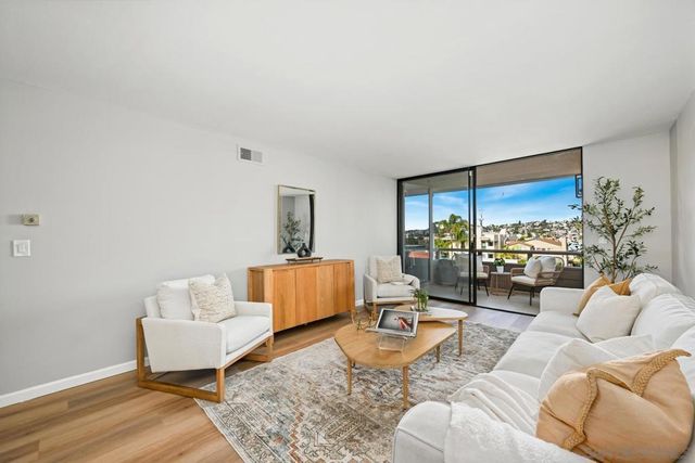 3130 Avenida De Portugal 302, San Diego, CA 92106