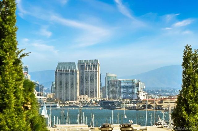 3130 Avenida De Portugal 302, San Diego, CA 92106