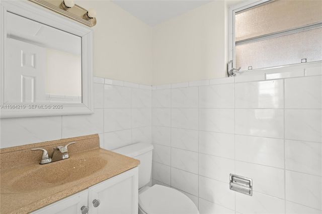 8870 Fontainebleau Blvd 503, Miami, FL 33172