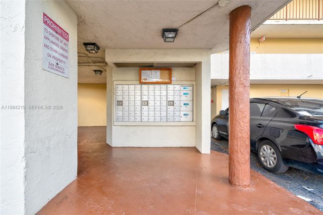 8870 Fontainebleau Blvd 503, Miami, FL 33172