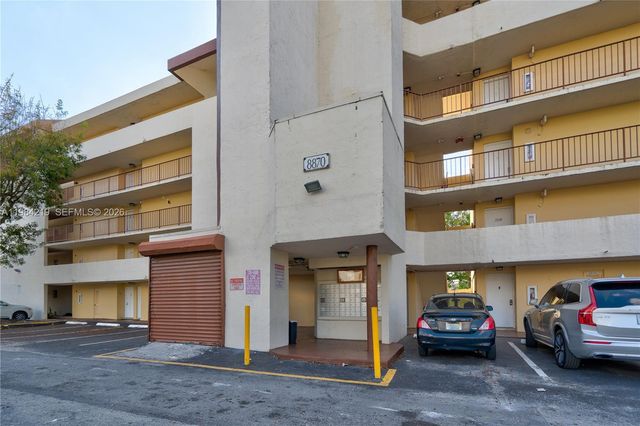 8870 Fontainebleau Blvd 503, Miami, FL 33172