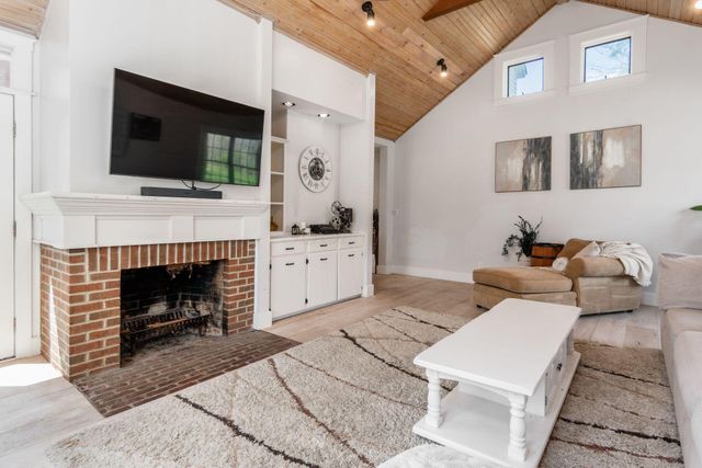 8058 Flint Road, Columbus, OH 43235