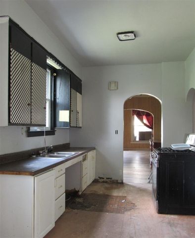 1167 Lafayette Avenue, Grand Rapids, MI 49507