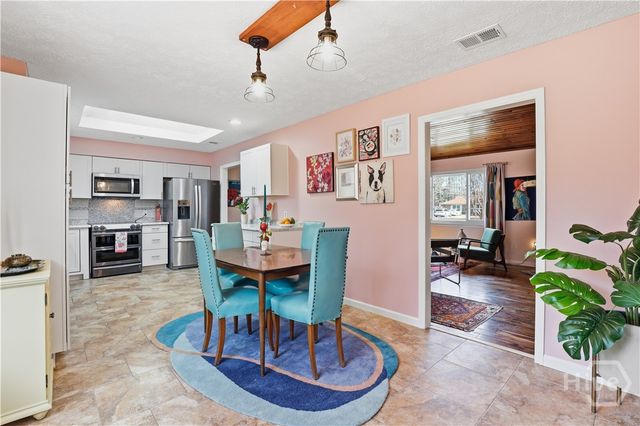 73 Bea Road, Richmond Hill, GA 31324