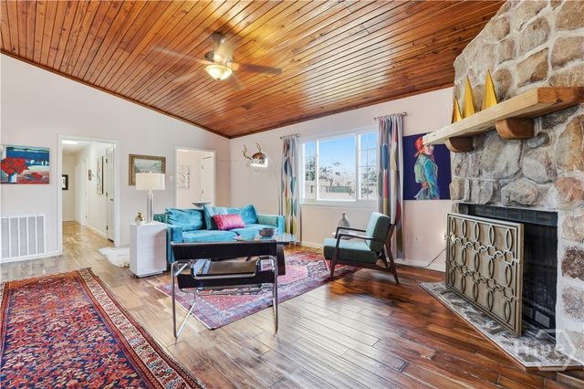 73 Bea Road, Richmond Hill, GA 31324