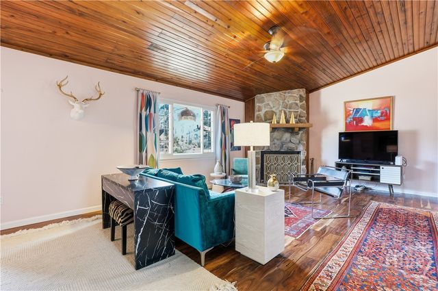 73 Bea Road, Richmond Hill, GA 31324