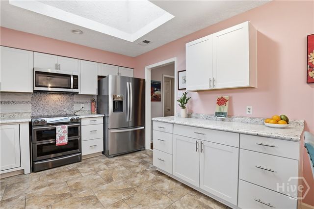 73 Bea Road, Richmond Hill, GA 31324