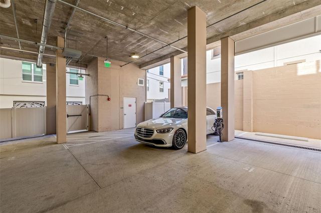 600 3RD AVENUE S 510, St Petersburg, FL 33701