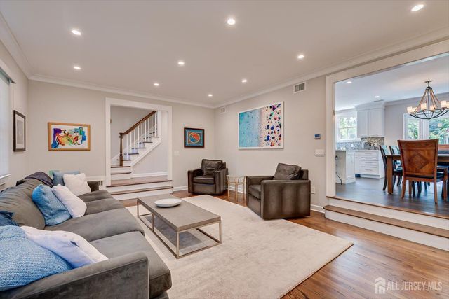 812 Abbott Street, Highland Park, NJ 08904