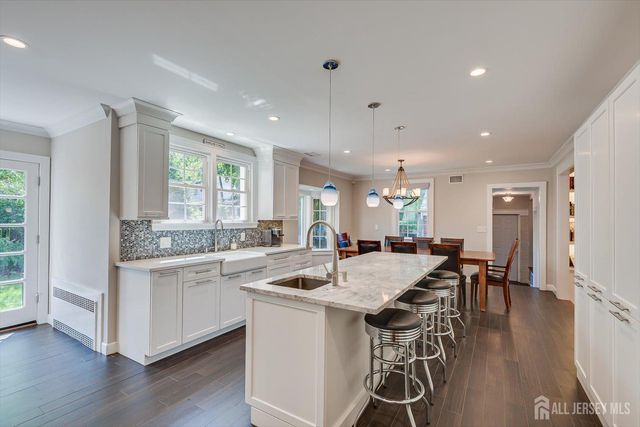 812 Abbott Street, Highland Park, NJ 08904