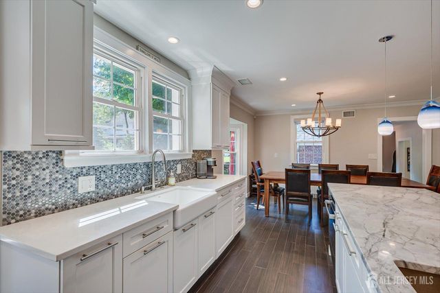 812 Abbott Street, Highland Park, NJ 08904