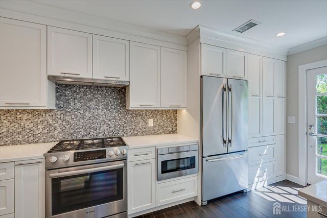 812 Abbott Street, Highland Park, NJ 08904