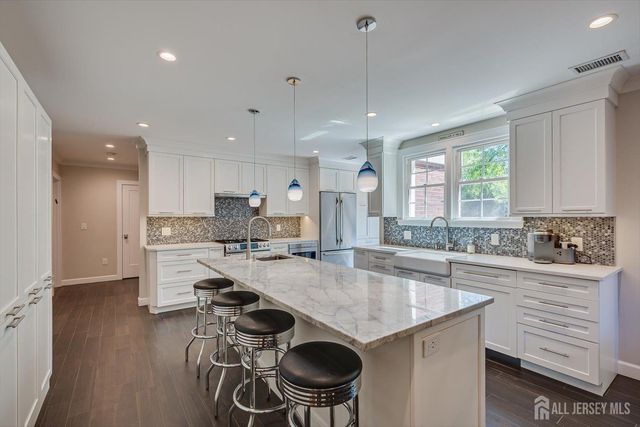 812 Abbott Street, Highland Park, NJ 08904