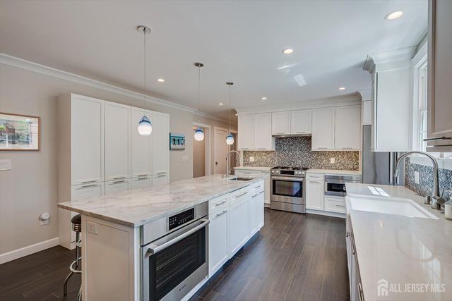 812 Abbott Street, Highland Park, NJ 08904