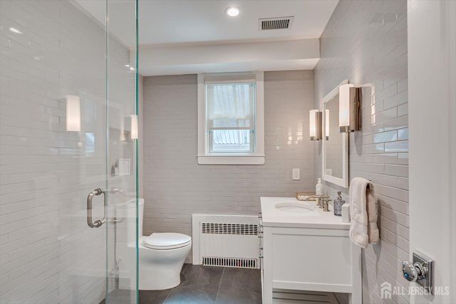 812 Abbott Street, Highland Park, NJ 08904