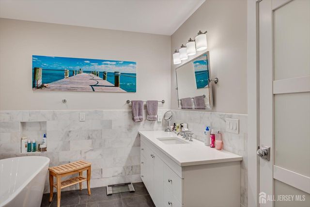 812 Abbott Street, Highland Park, NJ 08904