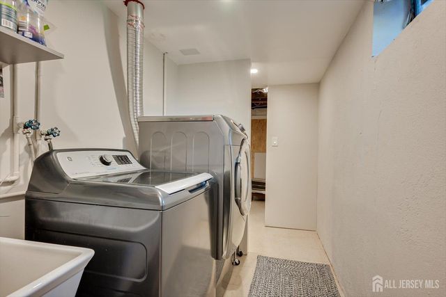 812 Abbott Street, Highland Park, NJ 08904