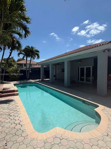 16479 SW 53rd St, Miami, FL 33185