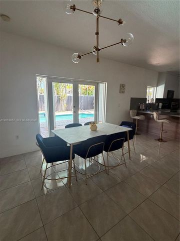 16479 SW 53rd St, Miami, FL 33185