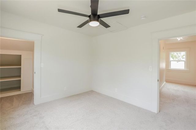 701 E Peoria Street, Paola, KS 66071