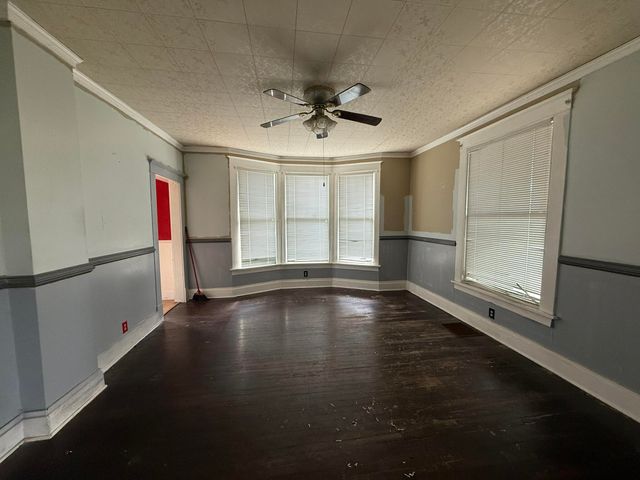 328 B St NW, Miami, OK 74354