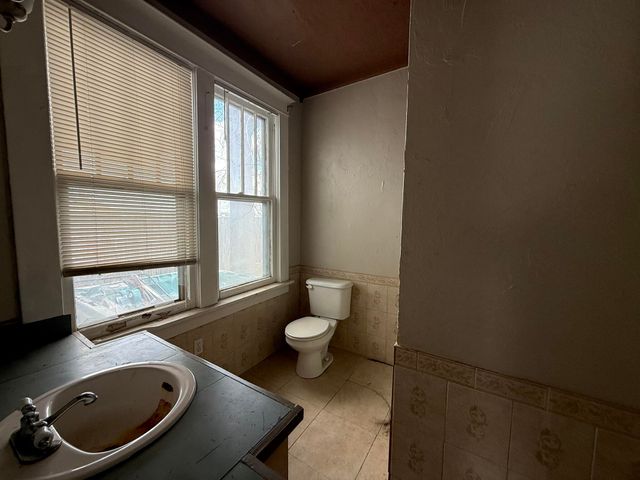 328 B St NW, Miami, OK 74354