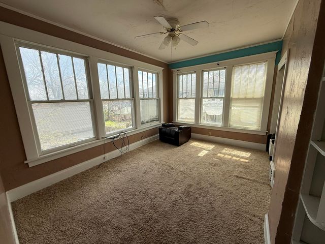 328 B St NW, Miami, OK 74354