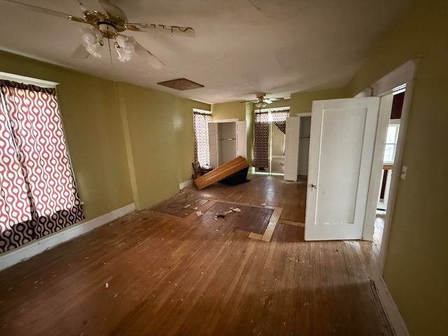 328 B St NW, Miami, OK 74354