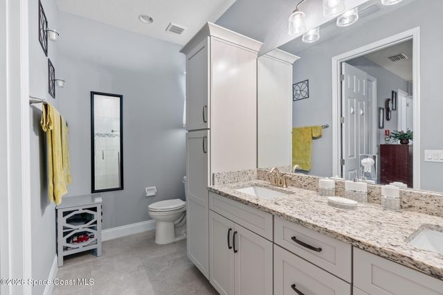 984 Captiva Island Circle SW, Palm Bay, FL 32908