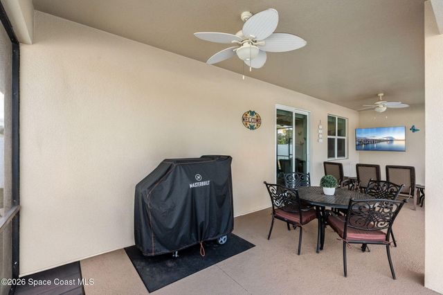984 Captiva Island Circle SW, Palm Bay, FL 32908