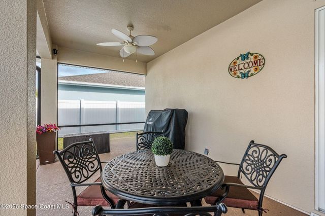 984 Captiva Island Circle SW, Palm Bay, FL 32908