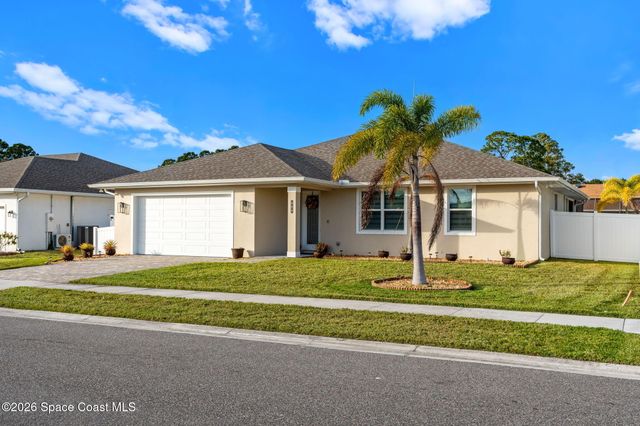 984 Captiva Island Circle SW, Palm Bay, FL 32908