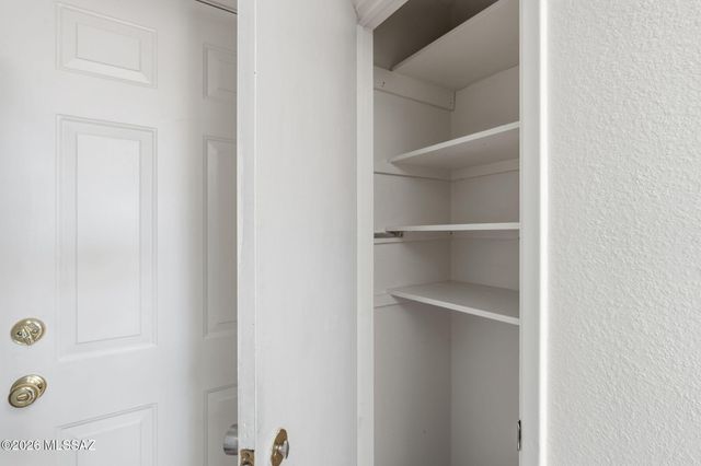 750 S Calle Del Sol, Tucson, AZ 85710