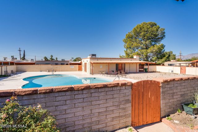 750 S Calle Del Sol, Tucson, AZ 85710