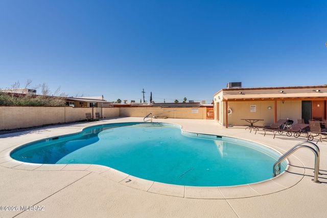 750 S Calle Del Sol, Tucson, AZ 85710
