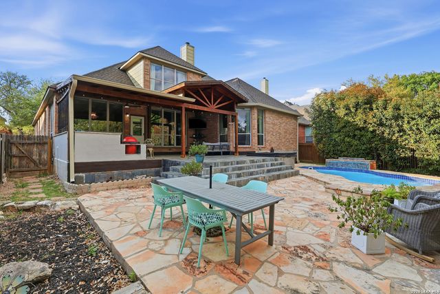 15714 Alamogordo, Helotes, TX 78023