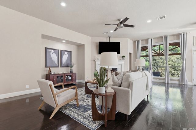 15714 Alamogordo, Helotes, TX 78023