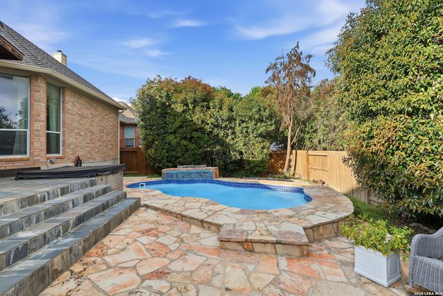 15714 Alamogordo, Helotes, TX 78023