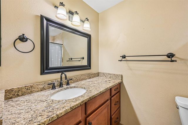 3304 SWAAN LANE, Sarasota, FL 34235