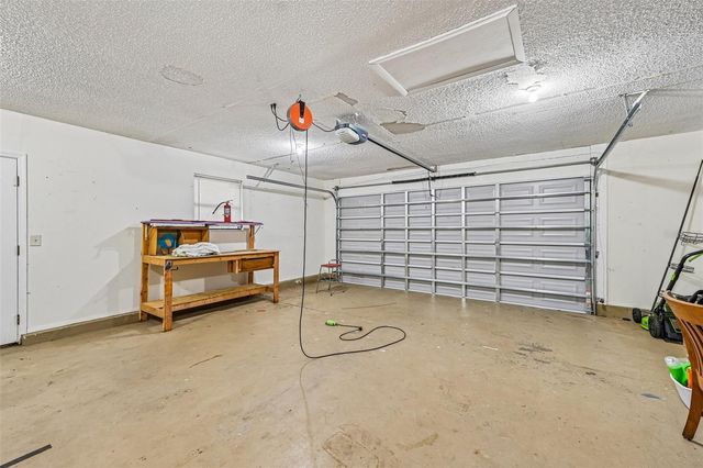 3304 SWAAN LANE, Sarasota, FL 34235