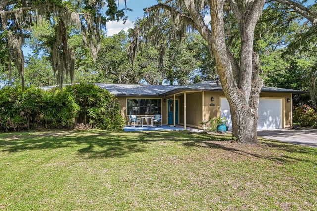 3304 SWAAN LANE, Sarasota, FL 34235