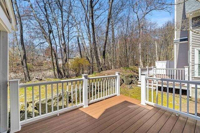 25 Pond Lane 25, Burlington, MA 01803