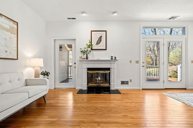 25 Pond Lane 25, Burlington, MA 01803