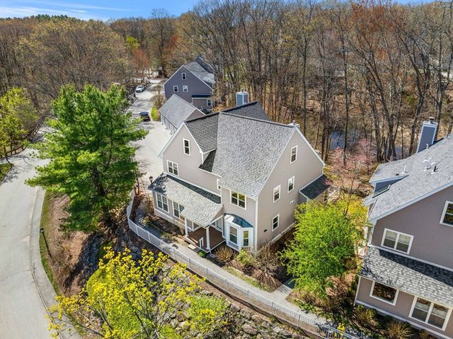 25 Pond Lane 25, Burlington, MA 01803