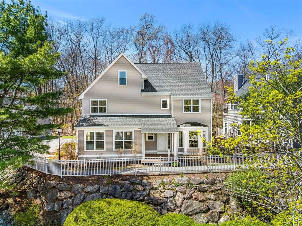 25 Pond Lane 25, Burlington, MA 01803