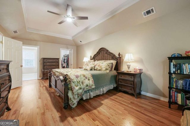 245 Emily Drive SW, Lilburn, GA 30047