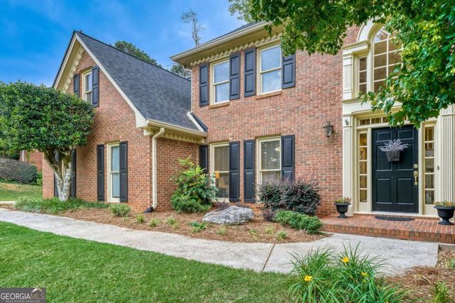 245 Emily Drive SW, Lilburn, GA 30047