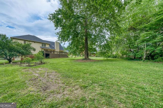 245 Emily Drive SW, Lilburn, GA 30047