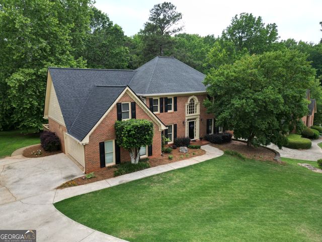 245 Emily Drive SW, Lilburn, GA 30047