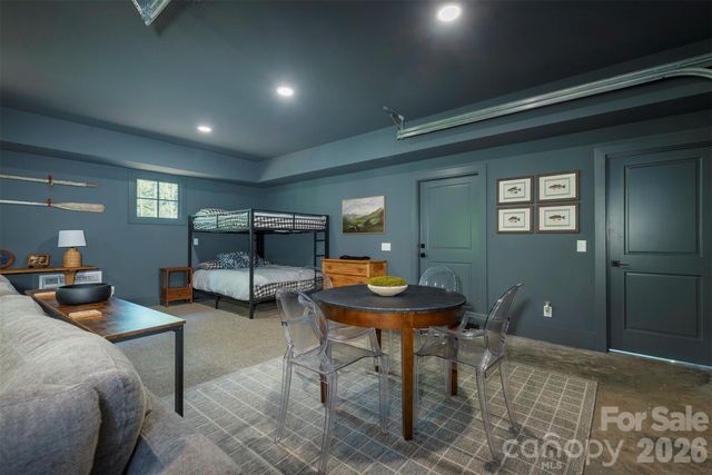 1156 Campbells Trace, Nebo, NC 28761